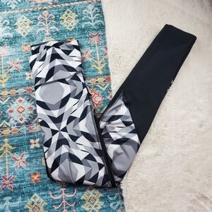 Adidas Gray Black Geometric Legging CV7088 US XS